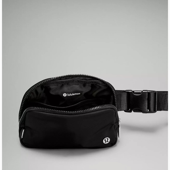 LULULEMON Everywhere Belt Bag - Color Black/White - One Size - Picture 5 of 7